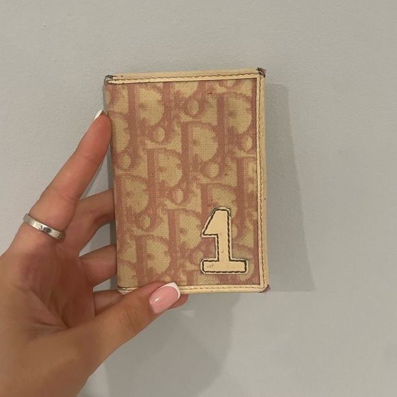Dior Accessories - 🔥SEND OFFERS🔥Authentic vintage Dior cardholder